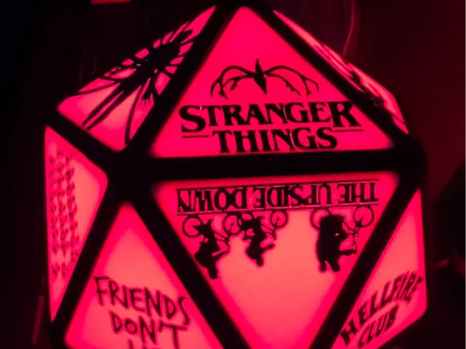 Stranger Things Dice Lamp ( Can be customized )