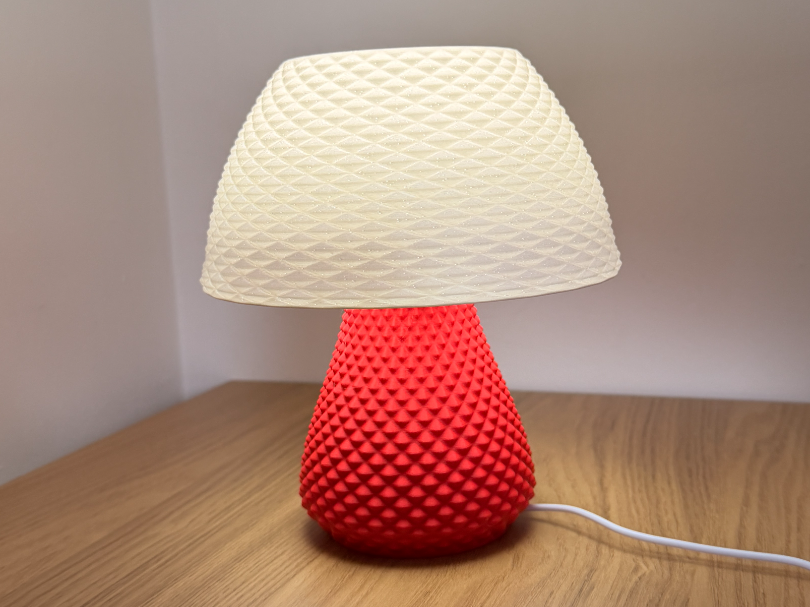 Diamond Mushroom Bloom Table Lamp 