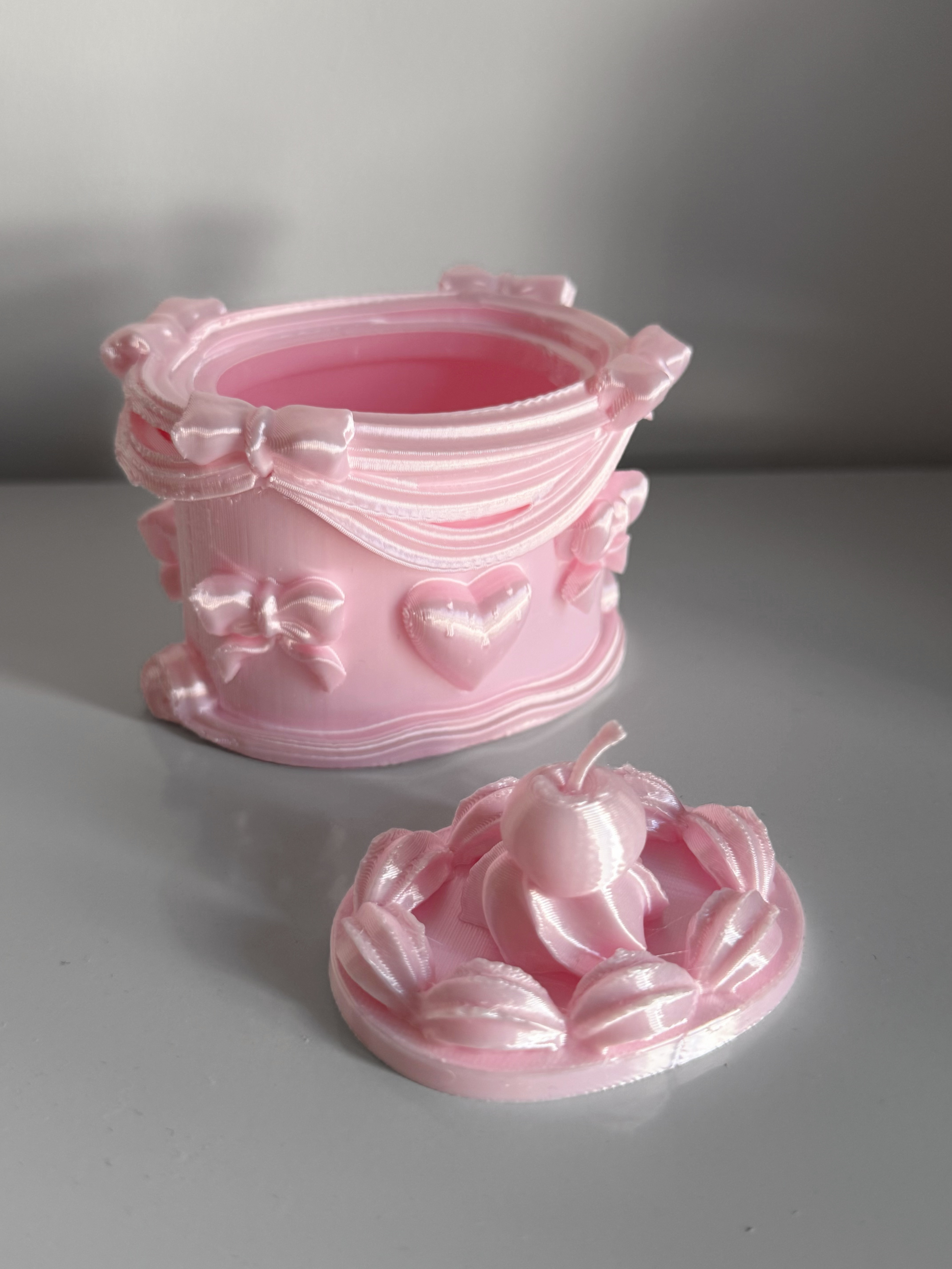 Miniatura 1 do modelo 3D 华丽的蛋糕首饰收纳盒 8cm cake case