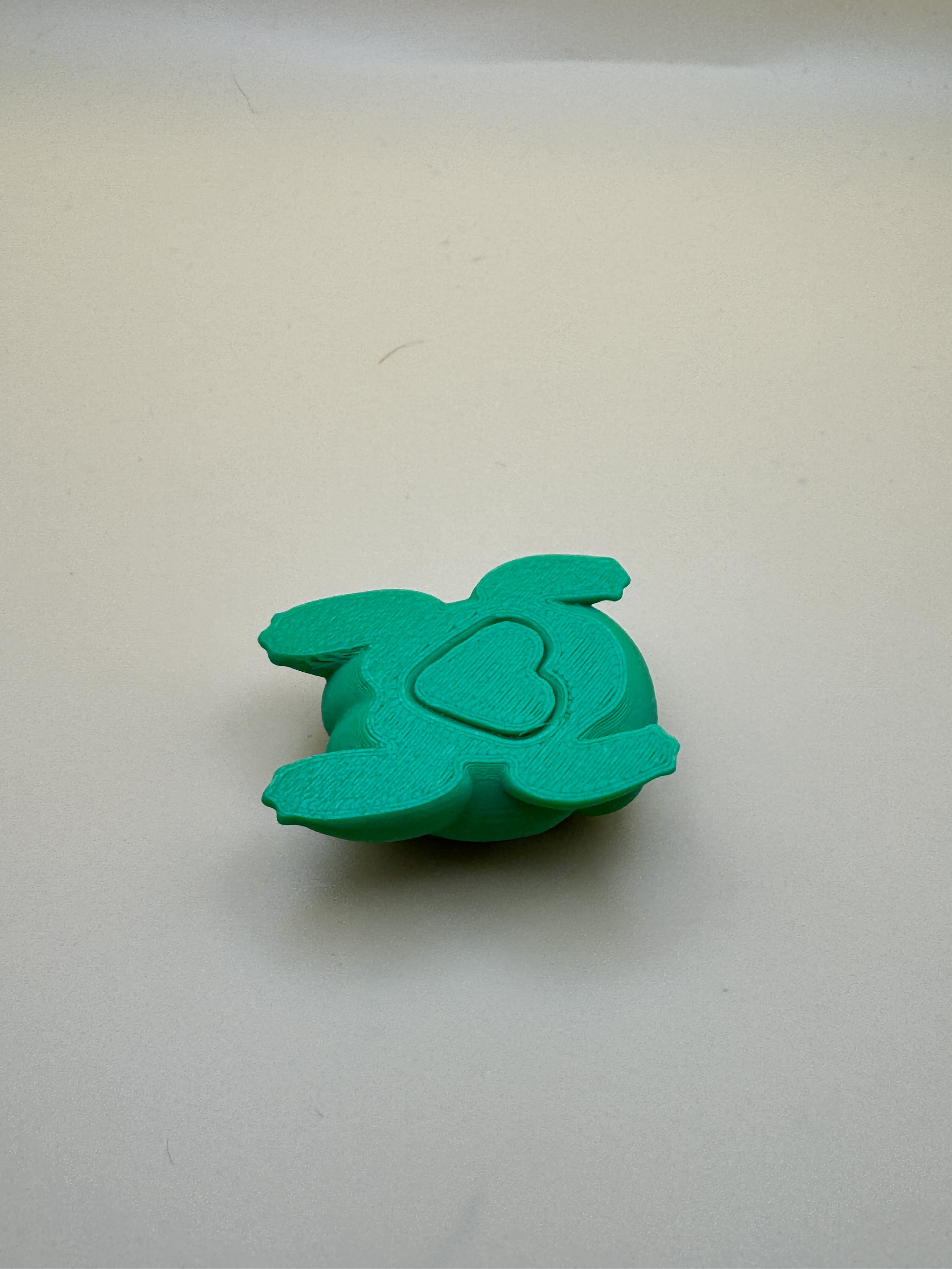 Miniatura 3 do modelo 3D Tiny Butt Frog - Hidden Heart