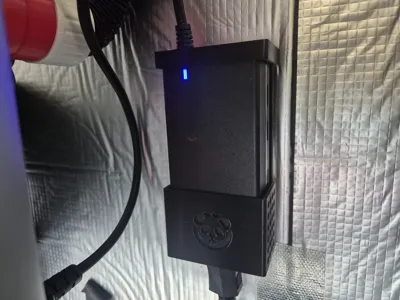 Panda PWR - Wall mount