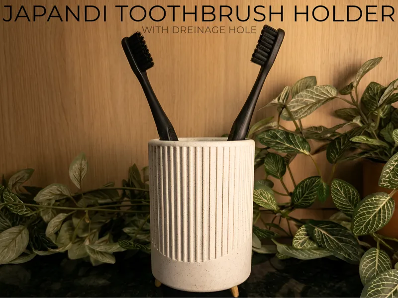 Japandi toothbrush holder-with dreinage hole.