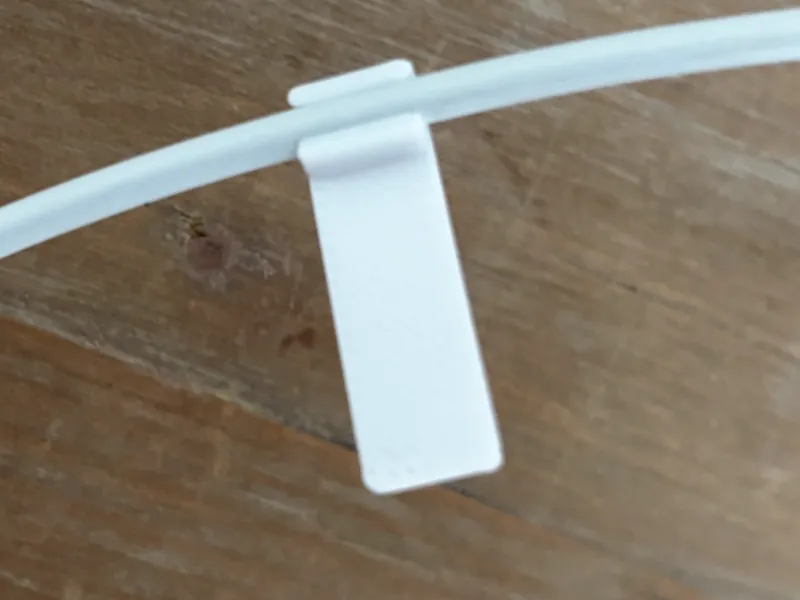 Parametrischer Kabelclip Steck-Fähnchen / Lasche