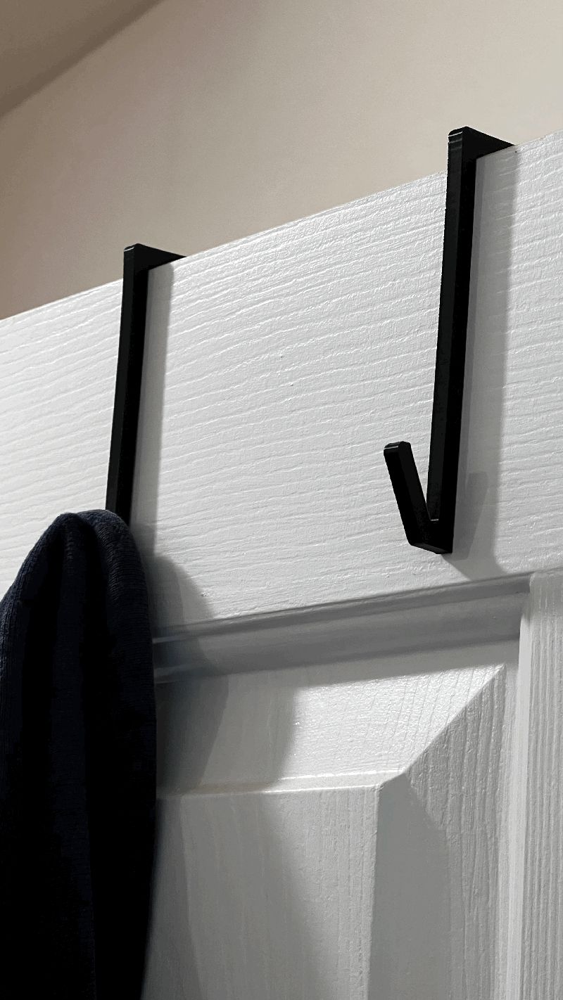 Simple Travel Door Hook