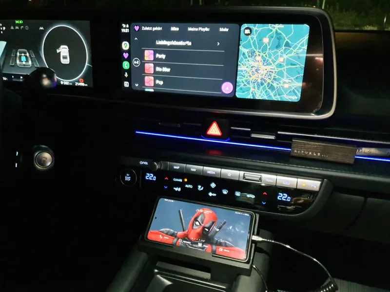 Hyundai Ioniq 6 Smartphone Stand