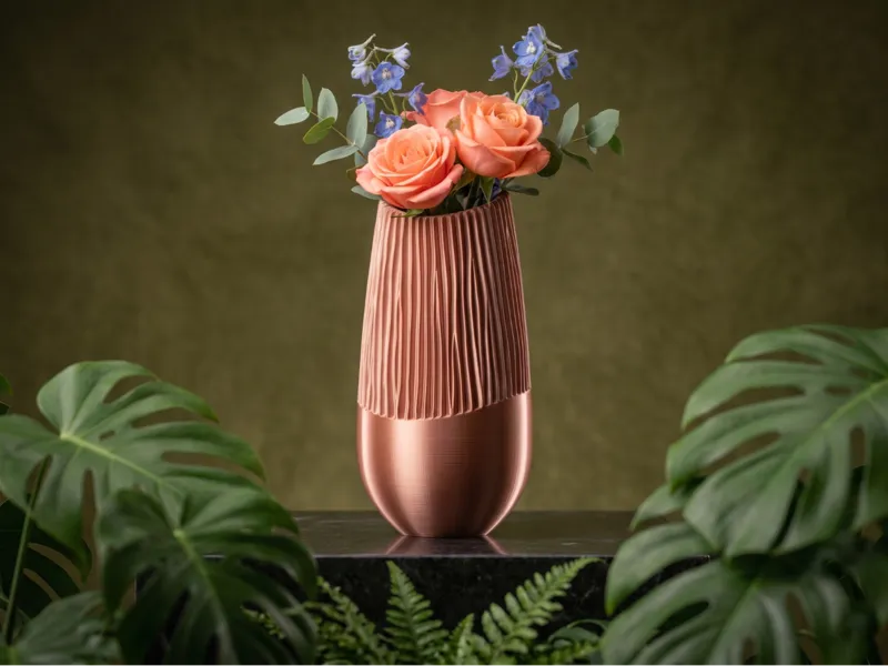 LineRidge Vase – Minimal Ribbed Flower Vase