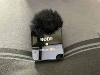 RODE Wireless Go Mic 2 magnetic adapter.