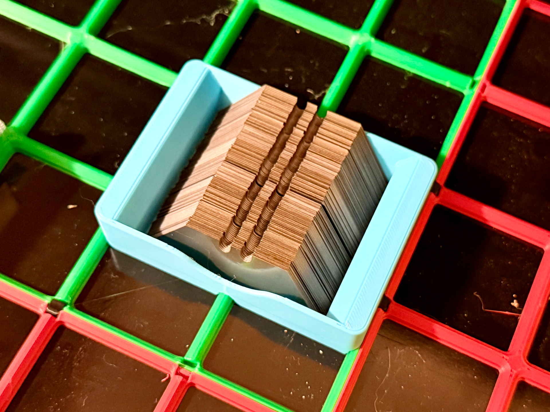 Gridfinity 100 Box Cutter Blade Holder 6x2 Magnets