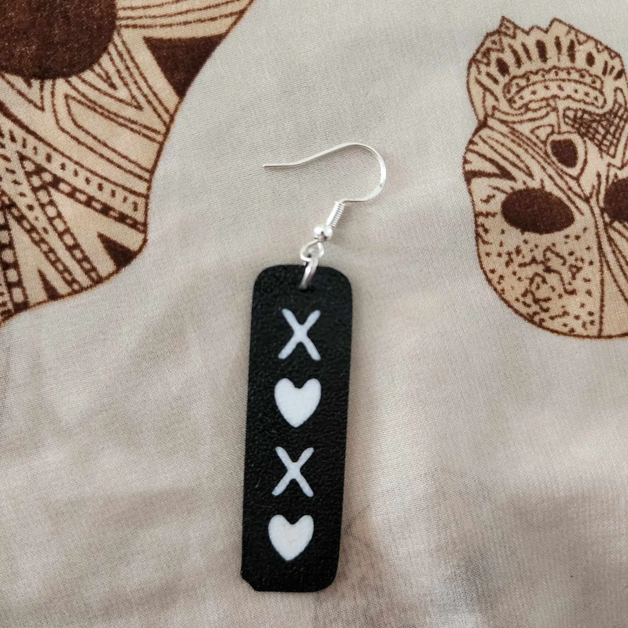 XoXo Earrings AMS needed view 2