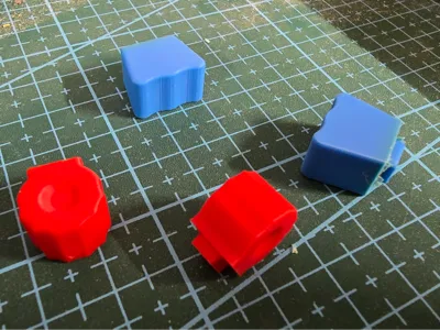 Honeycomb Echo Propeller and Mixture Knobs