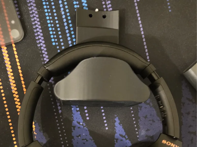 Headphone hanger/stand for IKEA Lanespelare