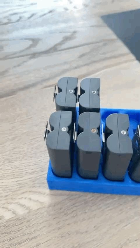 https://makerworld.bblmw.com/makerworld/model/US8d0fed7573e99c/design/2025-06-23_192ba12f1fd1c.gif