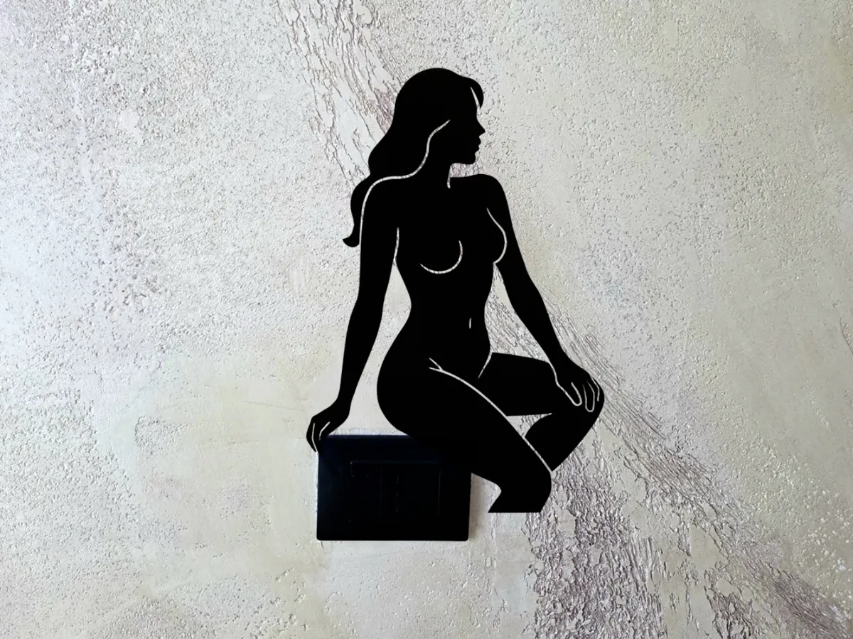 Décoration murale silhouette féminine