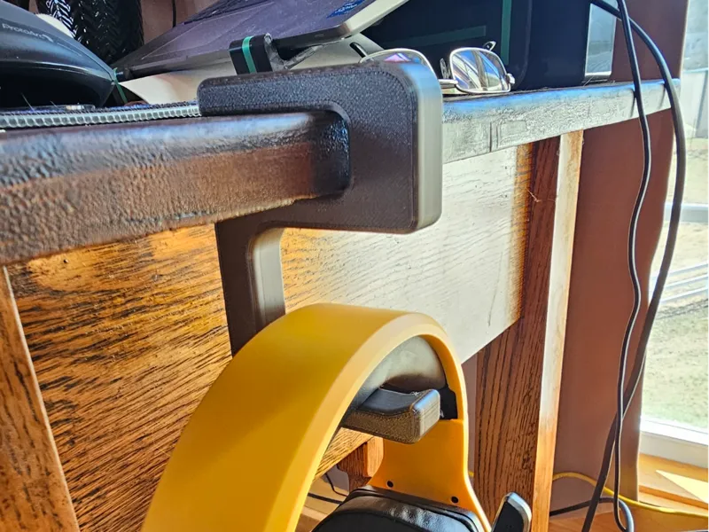 Simple Headphone hanger for desk.