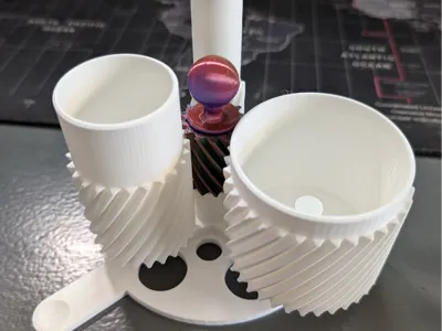 Planetary Gear Desk Organizer