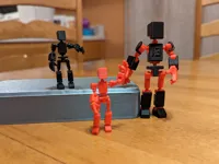 Micro figurine articulée Mini 13 — photo 4