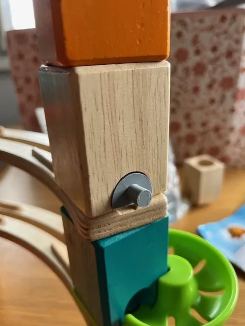 Ball blocker