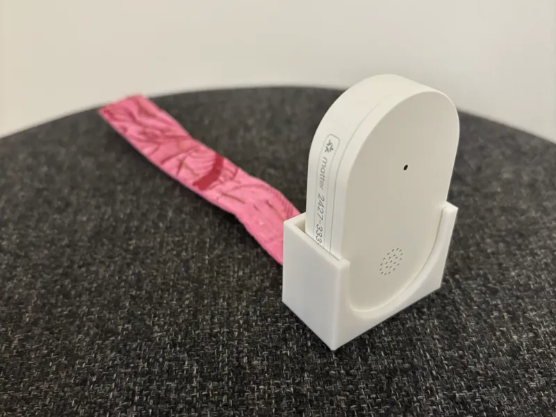 IKEA Klippbok Holder