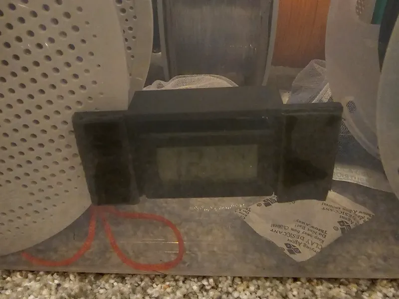 Humidity Meter Holder