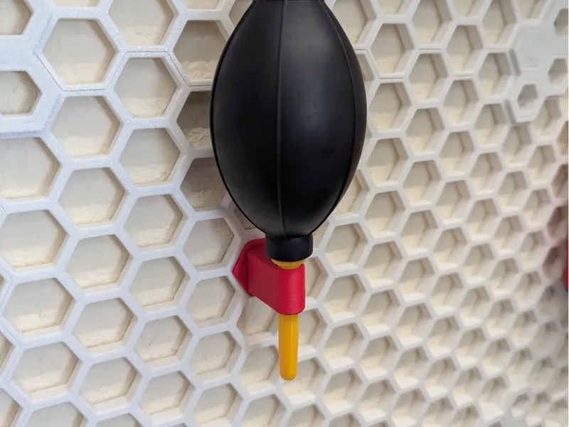 HSW holder for air blower dust cleaner
