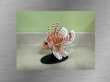 Figura decorativa: Red Lionfish-Ultra-realistic Figure — vista de referencia 3