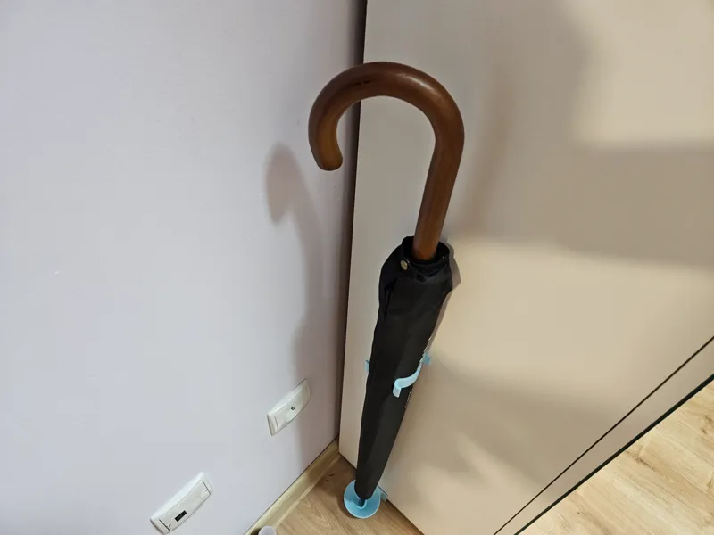 Umbrella stand holder