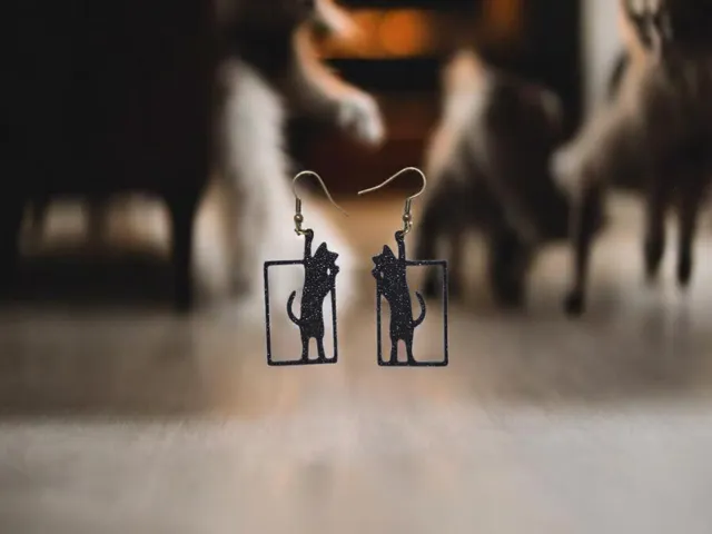 Square cat earrings
