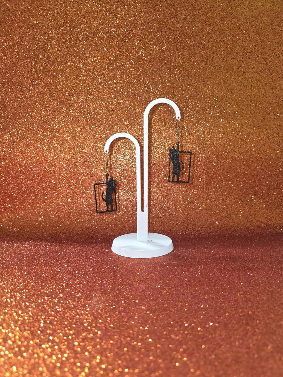 Square cat earrings view 3
