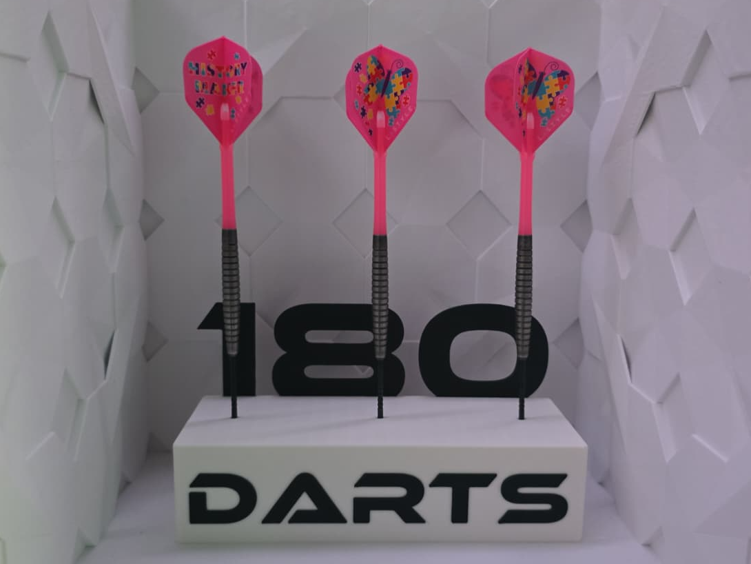 180 Darts Halter mit Schriftzug