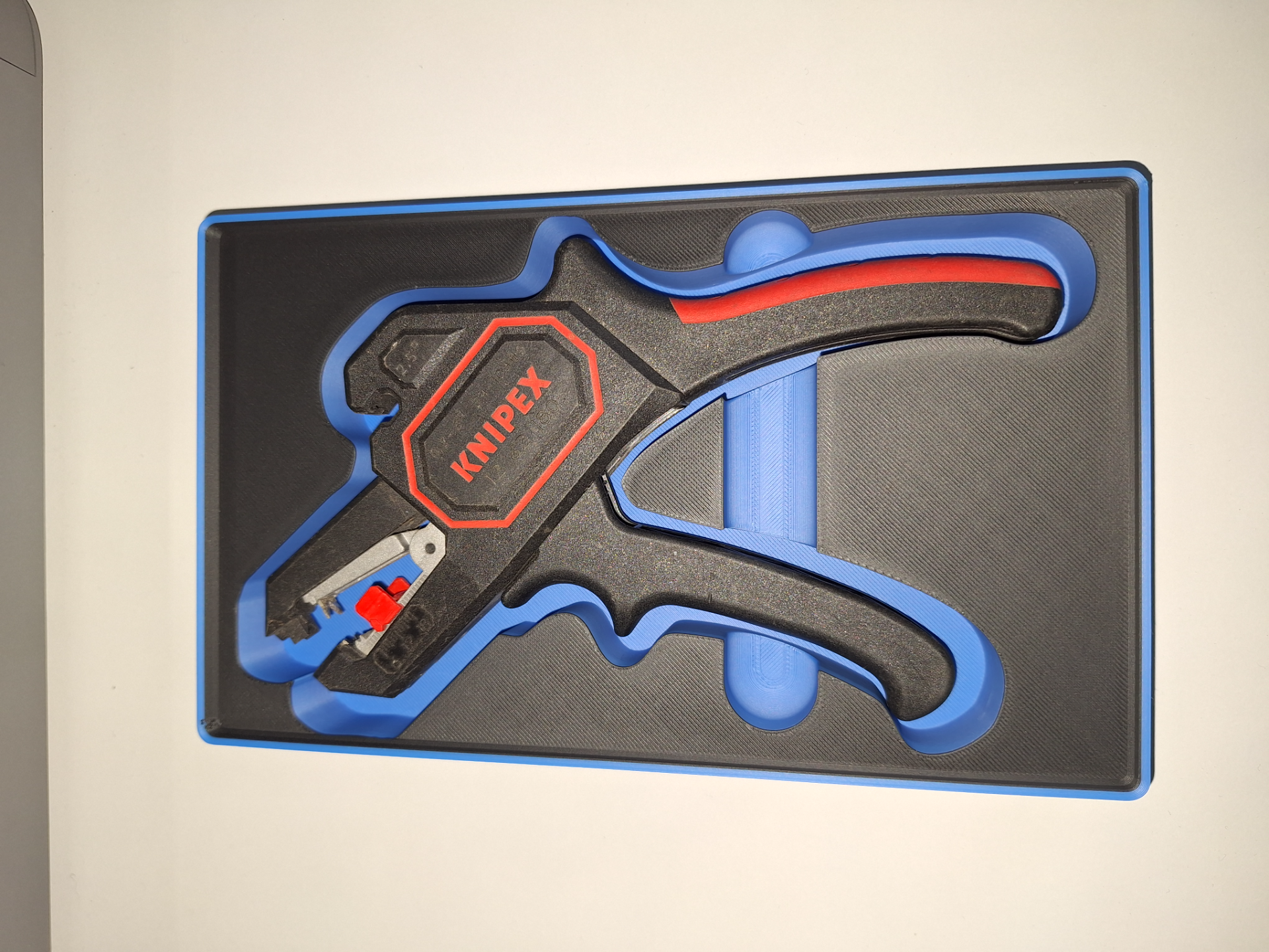 Knipex 12 62 180 – Gridfinity-Halter (5x3)