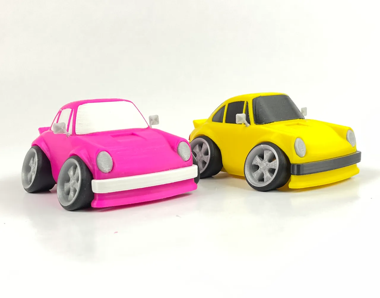 Tooned PORSCHE 911 - model kit view 3