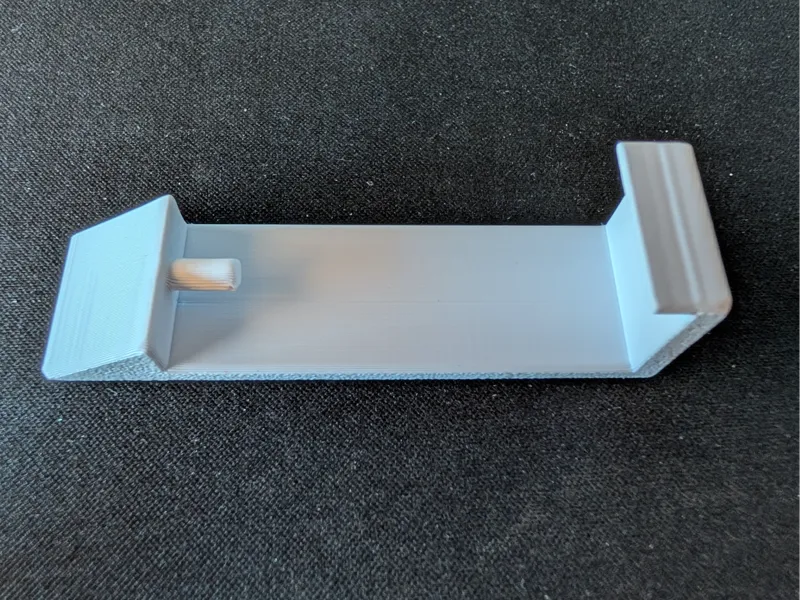 Soporte cuadros en módulo Ikea Eket