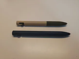 Bolt action pen