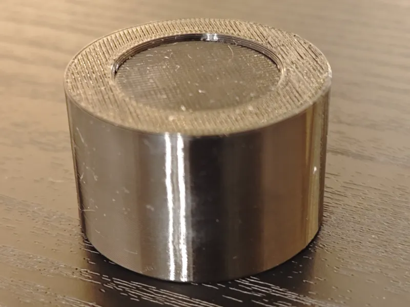 Vibration-Damping Feet for Studio Monitors