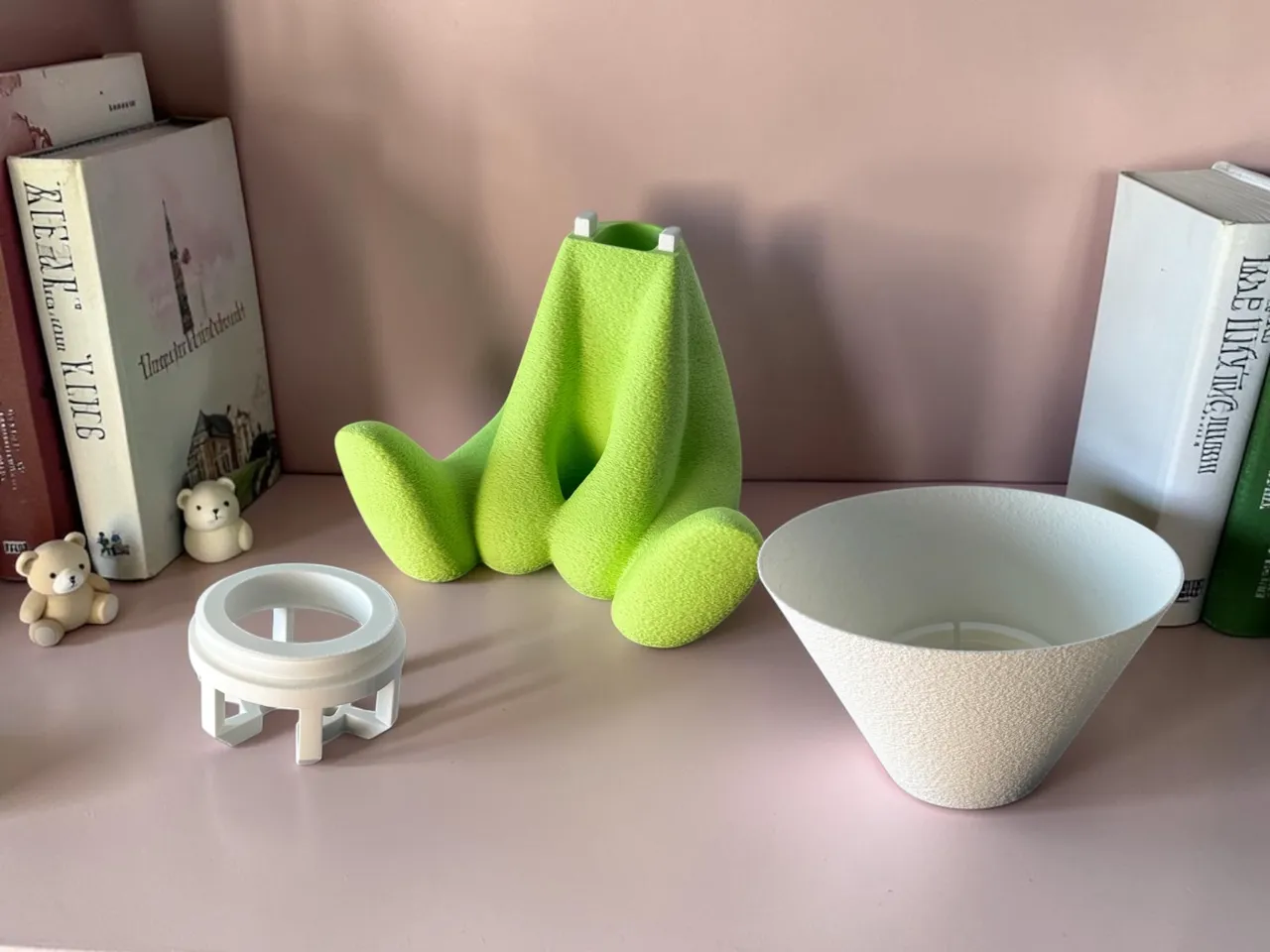 LOOPY LAMP - SHY (LED LAMP KIT - MH001 - KC007) view 2