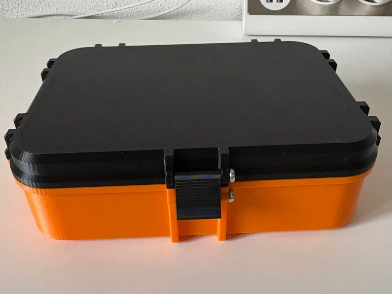 Box for generic filament care hardware