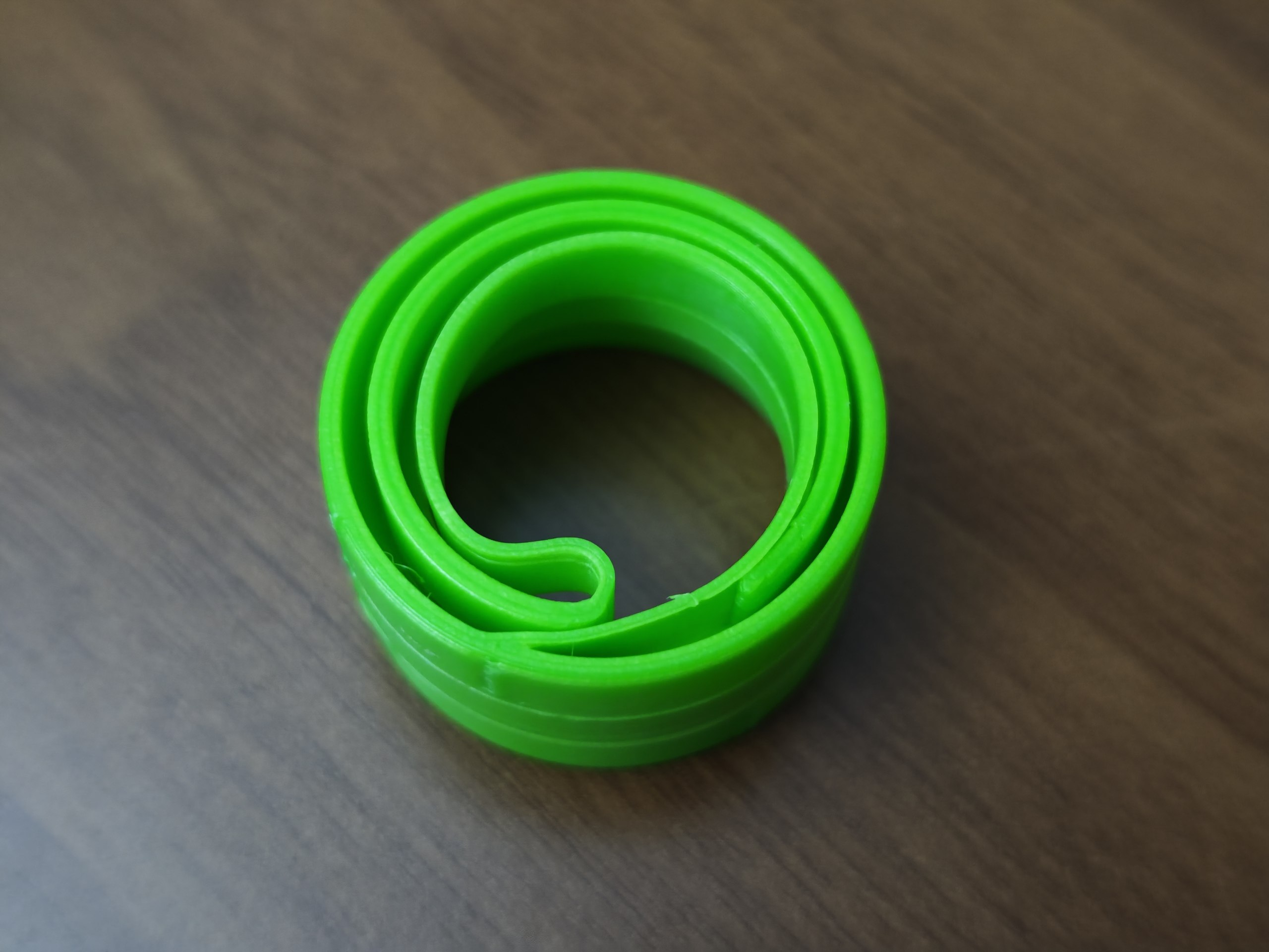 Twist-to-Tighten Bag Sealer - 1