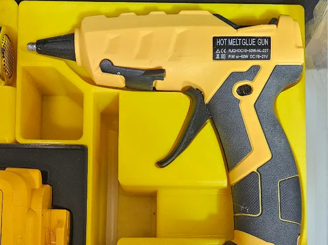 gridfinity.HLiePiHa.glueGun (Dewalt Knock Off)
