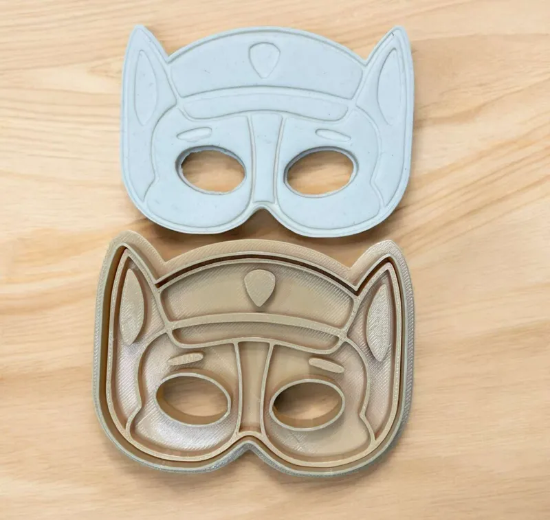 Paw Partol Chase linzer / cookie cutter