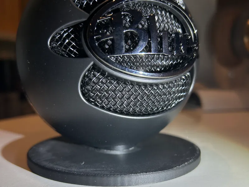 Blue snowball low profile stand