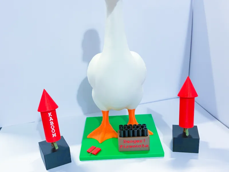 Fireworks Desk Goose Gear