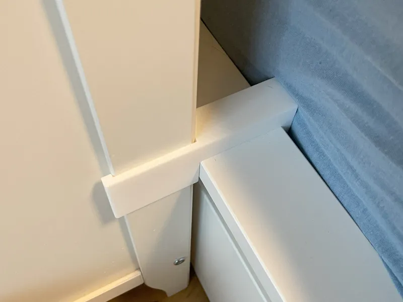 Bettverbinder IKEA Malm mit IKEA Hensvic Babybett