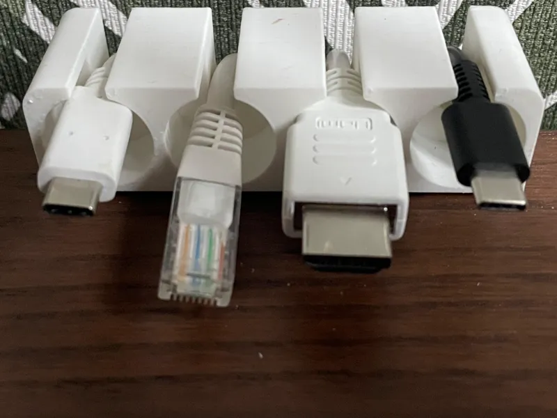 Desktop cable organizer for 4 HDMI/USB-C/etc.
