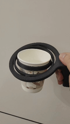 Miniatura 1 do modelo 3D 水杯防溢支架