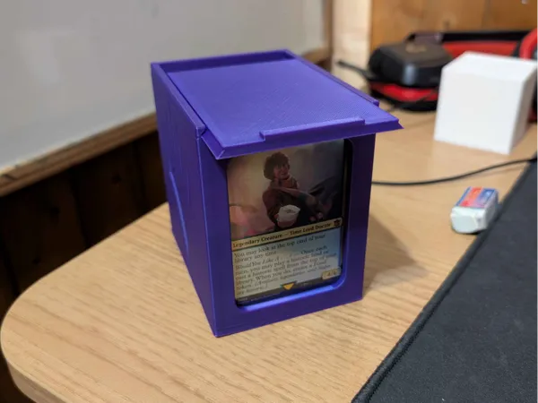 Boîte de rangement Commander MTG avec couvercle ajusté