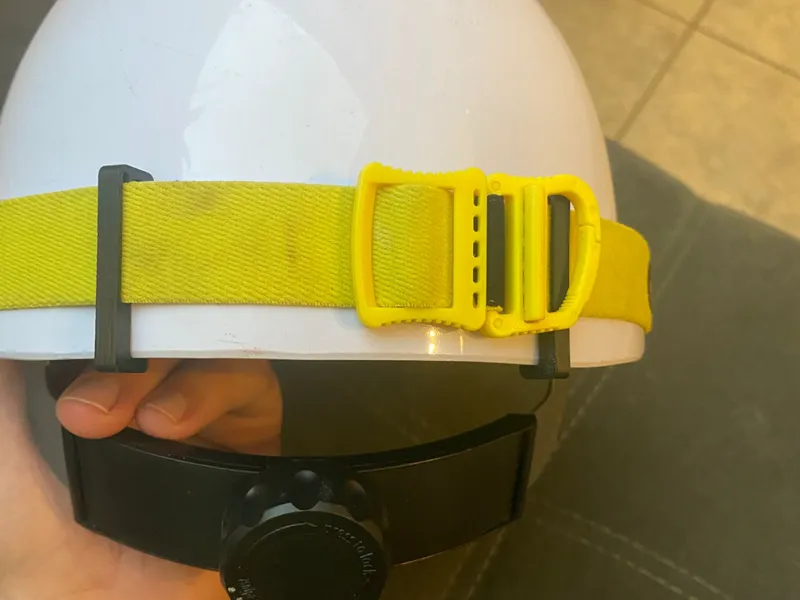 Headlamp clip for PortWest PG54
