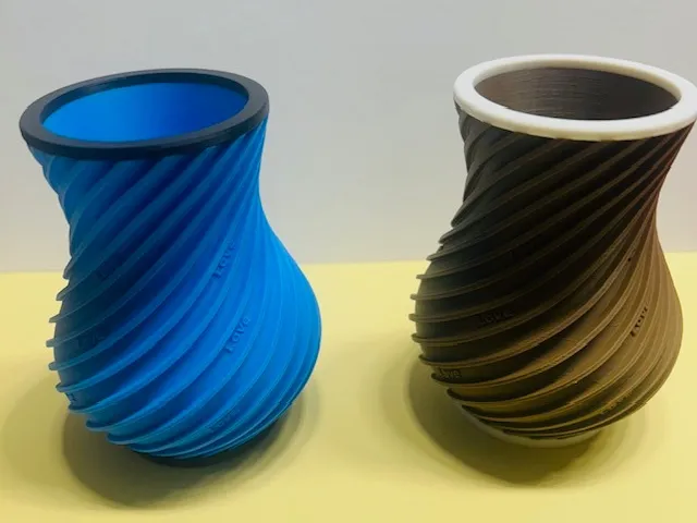 Twist of Love - Vase