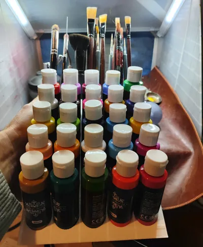 Airbrush Paints Desk Stand