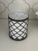Arabesque Pen Holder with sleeve. one plate. two colors