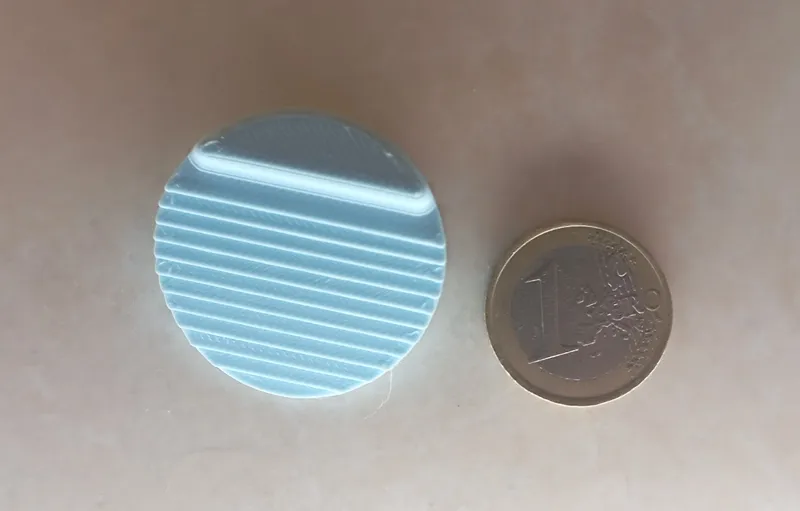 Door wedge small crack